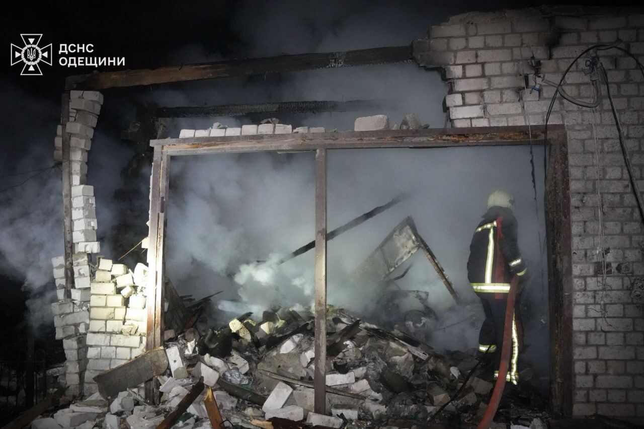 РФ атакувала дронами Одесу і область: є постраждалі, пошкоджено будинки та інфраструктуру. Фото
