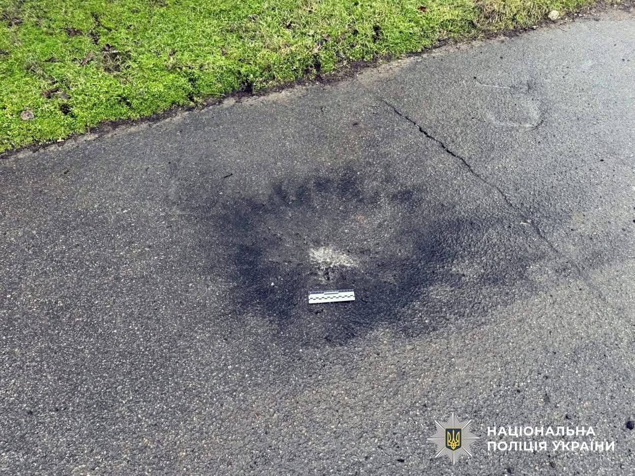 Оккупанты сбросили взрывчатку на маршрутку в Херсоне: есть раненые