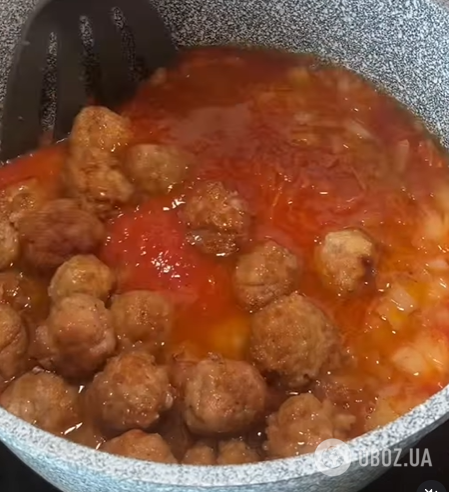 Соковиті фрикадельки з фаршу до будь-якого гарніру: як приготувати