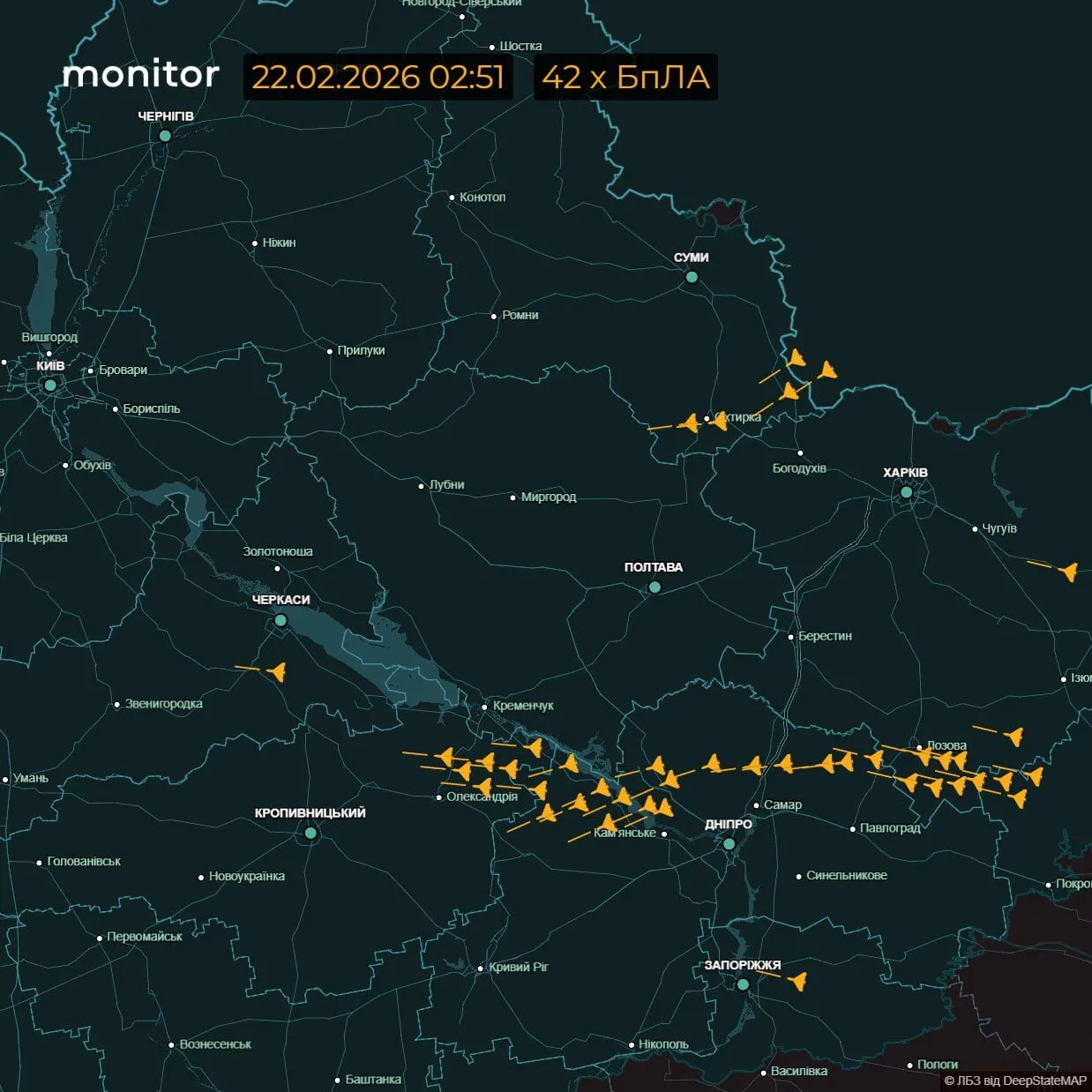 РФ атакує Україну дронами й підняла стратегічні бомбардувальники: можливі пуски крилатих ракет