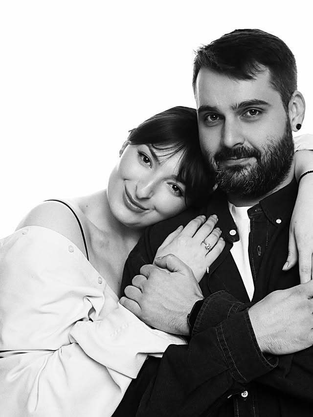 Зірка "Жіночого кварталу" Оруджова повідомила про заручини із колегою по "Лізі сміху". Фото каблучки