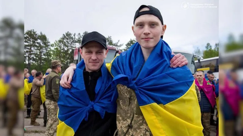 Мать присвоила 4,2 млн выплат, пока сын был в плену, и сбежала за границу: военный обратился в суд