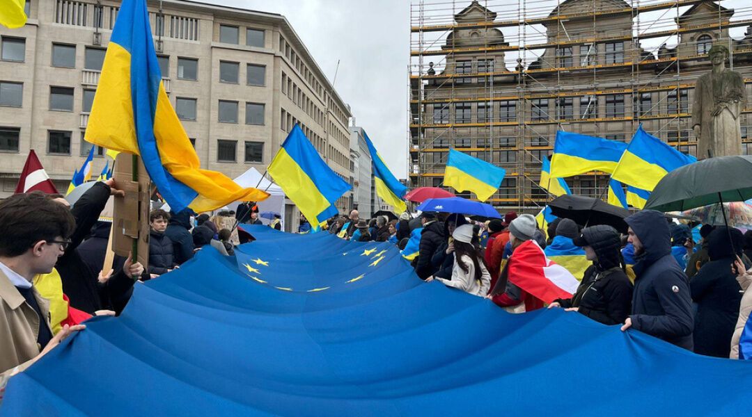 "Пам'ять зобов'язує": у Брюсселі пройшла акція до роковин повномасштабного вторгнення Росії в Україну. Фото