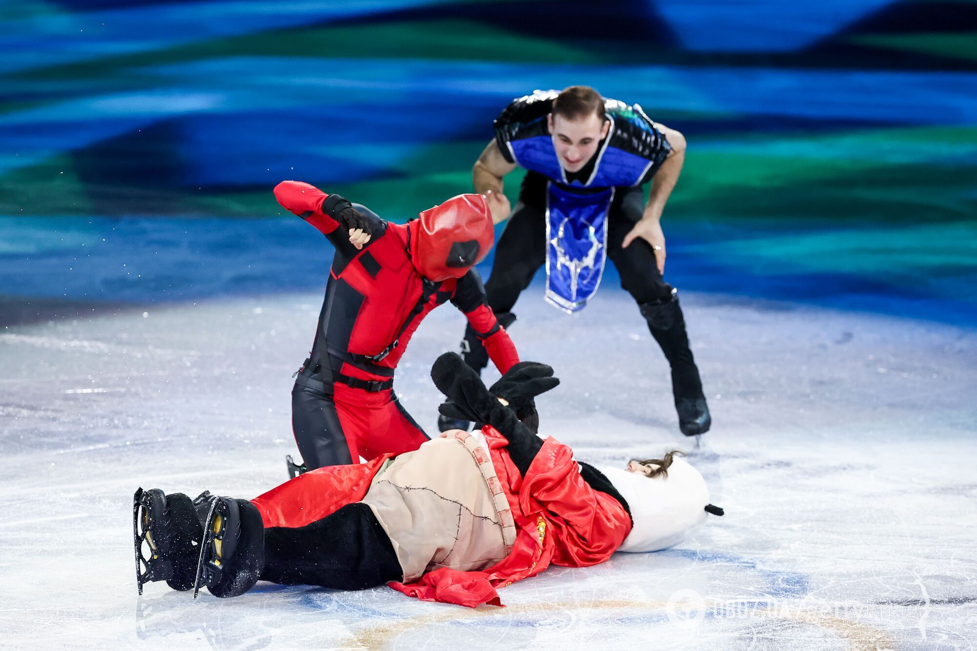 Чемпион ОИ-2026 по фигурному катанию выступил пандой под Бритни Спирс. Его поздравил Джеки Чан. Видео