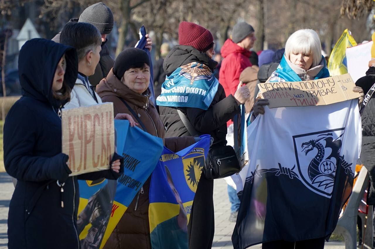 Россия ударила по Николаеву во время акции в поддержку военнопленных: есть пострадавшие. Фото