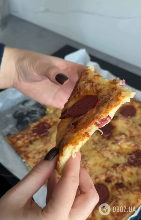 Сытная домашняя пицца из жидкого теста: готовится за считанные минуты