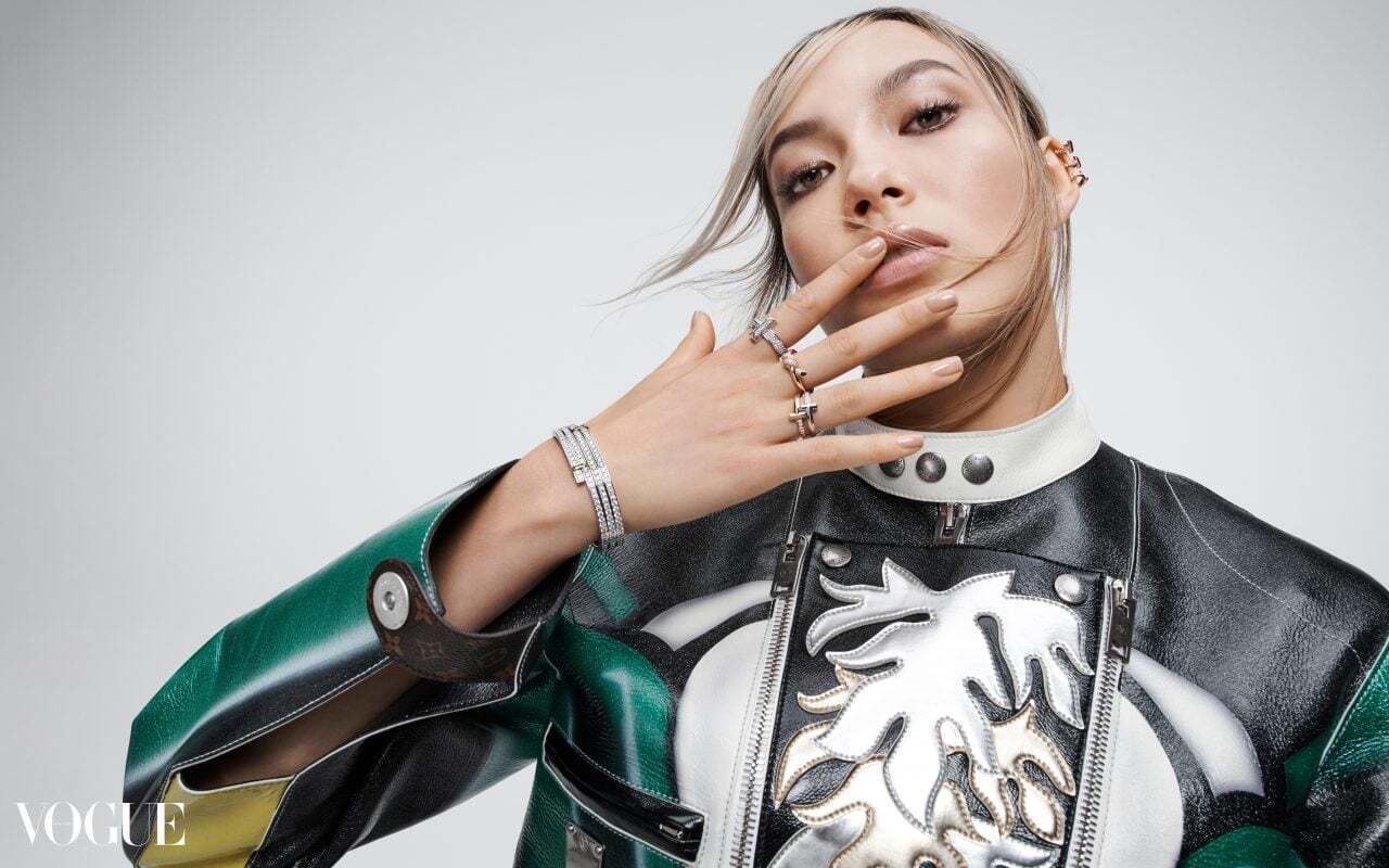 Найкрасивіша спортсменка Олімпіади-2026 взяла "золото" і увійшла в історію. Відео