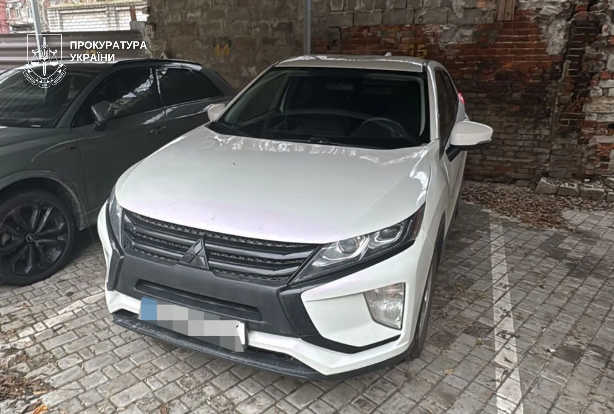 Ошукували громадян ЄС на "криптоінвестуванні": у Дніпрі викрили мережу шахрайських кол-центрів