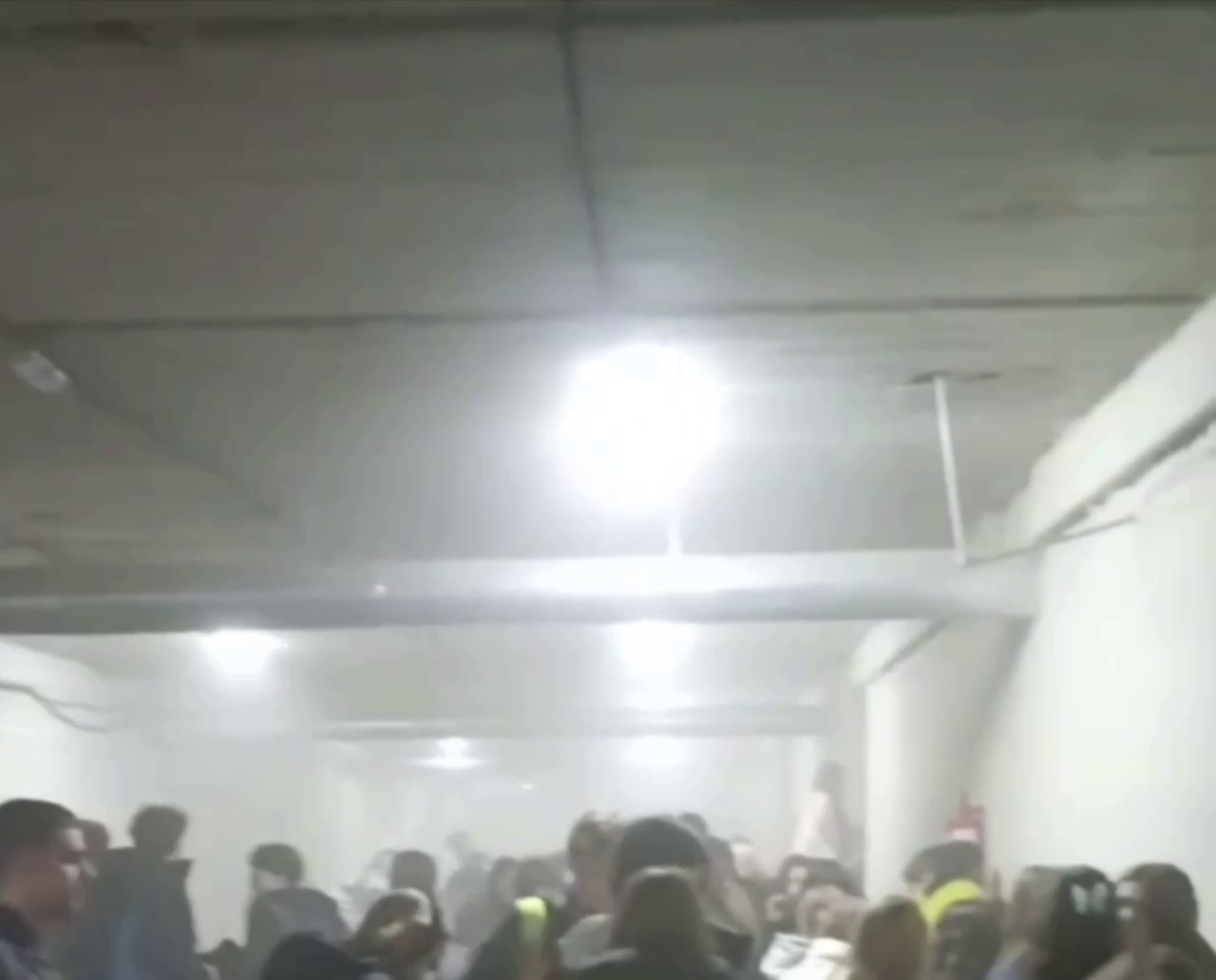 В Днепре во время показа ученикам демонстрационных боеприпасов произошел взрыв и задымление: есть пострадавшие. Видео