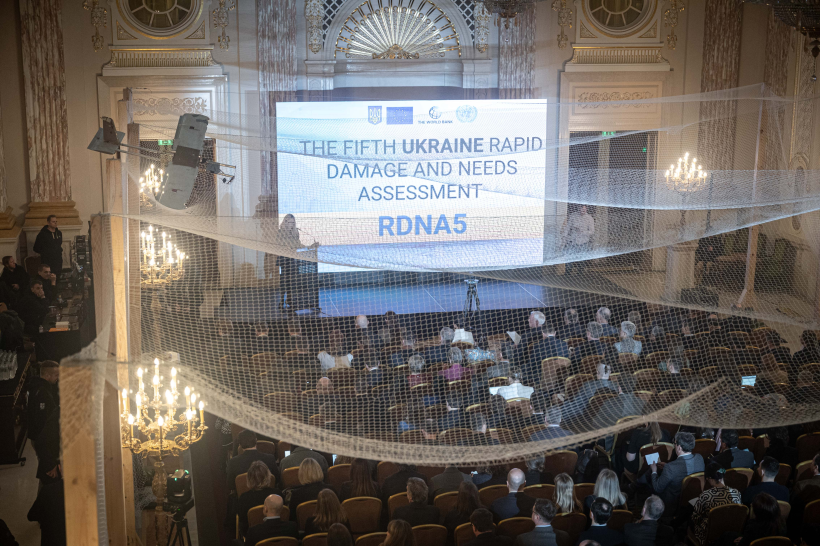 Всемирный банк подсчитал, сколько Украине нужно средств для восстановления от последствий войны: сумма впечатляет