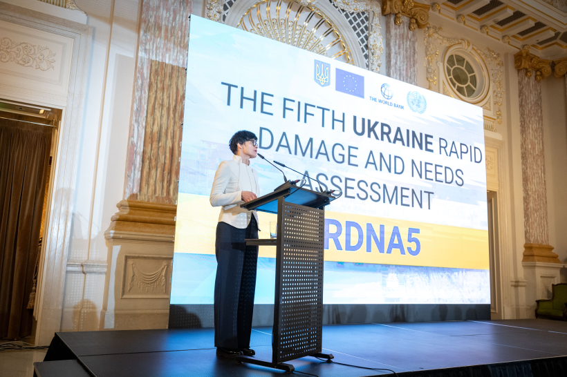 Всемирный банк подсчитал, сколько Украине нужно средств для восстановления от последствий войны: сумма впечатляет