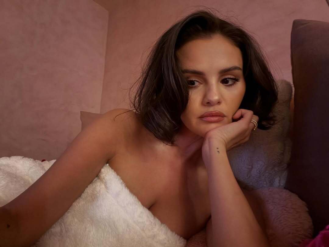 Сделает тонкие волосы густыми: названа универсальная прическа