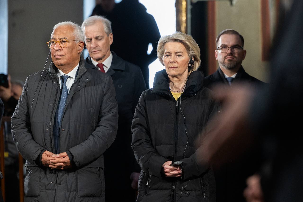 Зеленський разом з іноземними гостями взяли участь у молитві за Україну. Відео