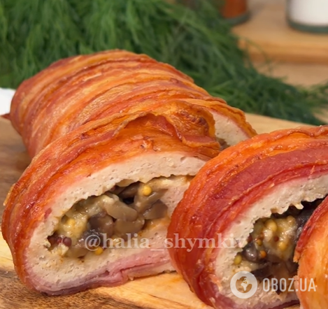 Соковитий м'ясний рулет з беконом і фаршем: як приготувати