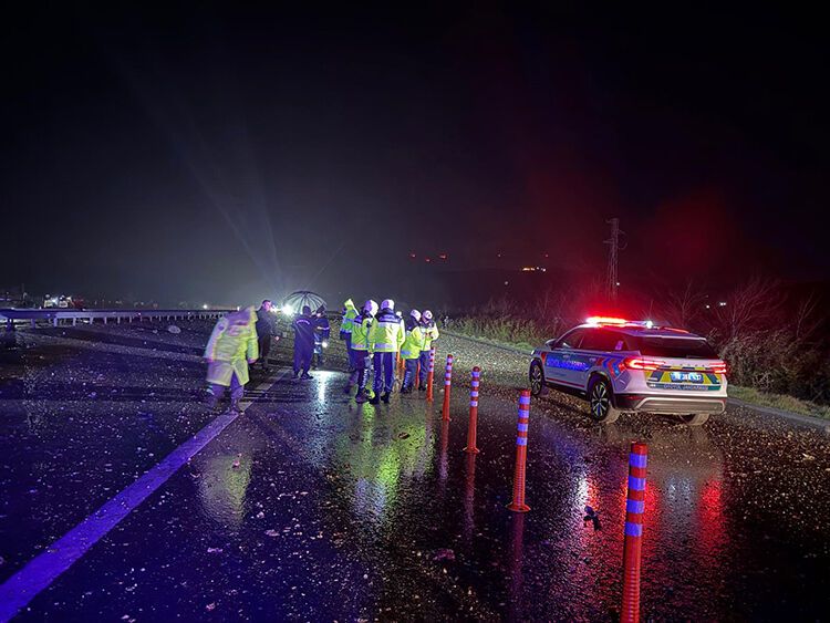 У Туреччині розбився винищувач F-16: пілот загинув. Фото і відео