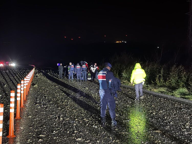 У Туреччині розбився винищувач F-16: пілот загинув. Фото і відео