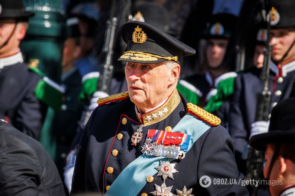 89-річного короля Норвегії терміново госпіталізували під час відпустки на популярному курорті