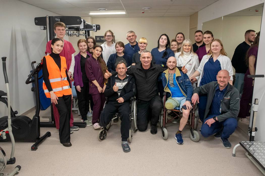 У лікарні Києва відкрили нове відділення фізичної та реабілітаційної медицини: Кличко показав фото