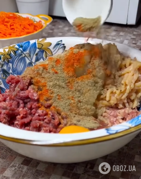 Найсоковитіші м'ясні котлети в духовці: як приготувати