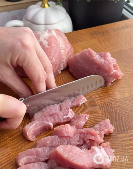 Соковите тушковане м'ясо до картоплі на вечерю: як приготувати