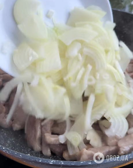 Соковите тушковане м'ясо до картоплі на вечерю: як приготувати