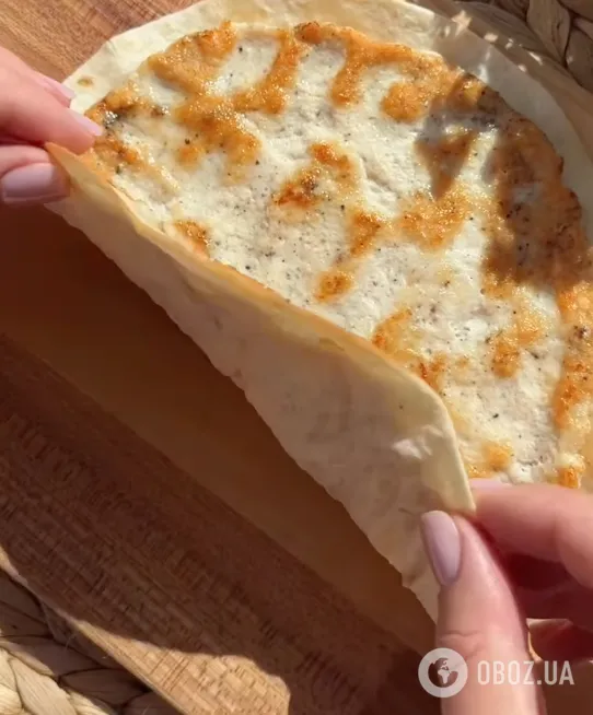 Лаваш "Цезарь": самый простой рецепт вкусной закуски за 10 минут