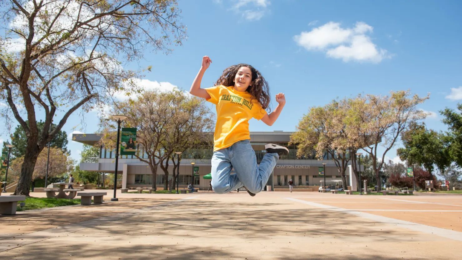 Батько 11-річної випускниці коледжу розкрив своє головне правило виховання, яке "не підлягає обговоренню"