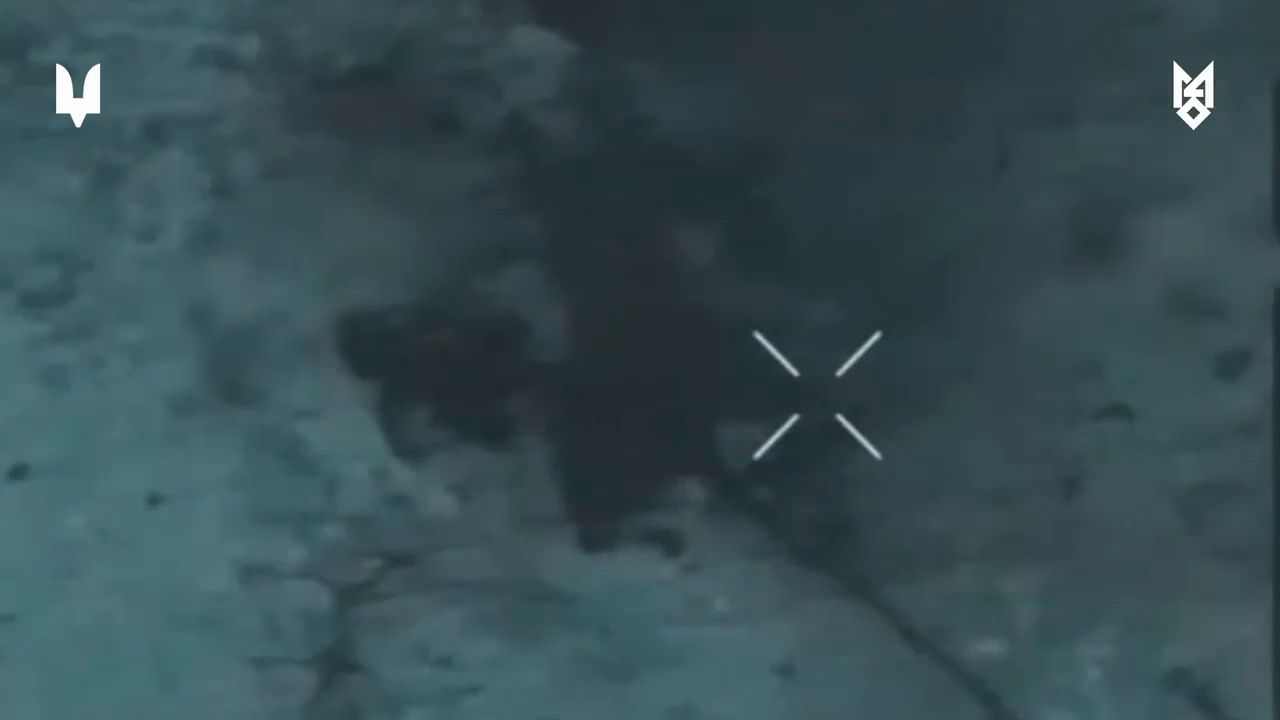 Группа ССО зашла во вражеский тыл, заложила взрывчатку и сорвала просачивание противника. Видео операции