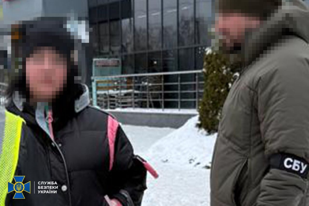 За "услуги" брали от 5 до 21 тыс. долларов: в Украине разоблачили еще семь "уклонистских схем" в разных регионах. Фото