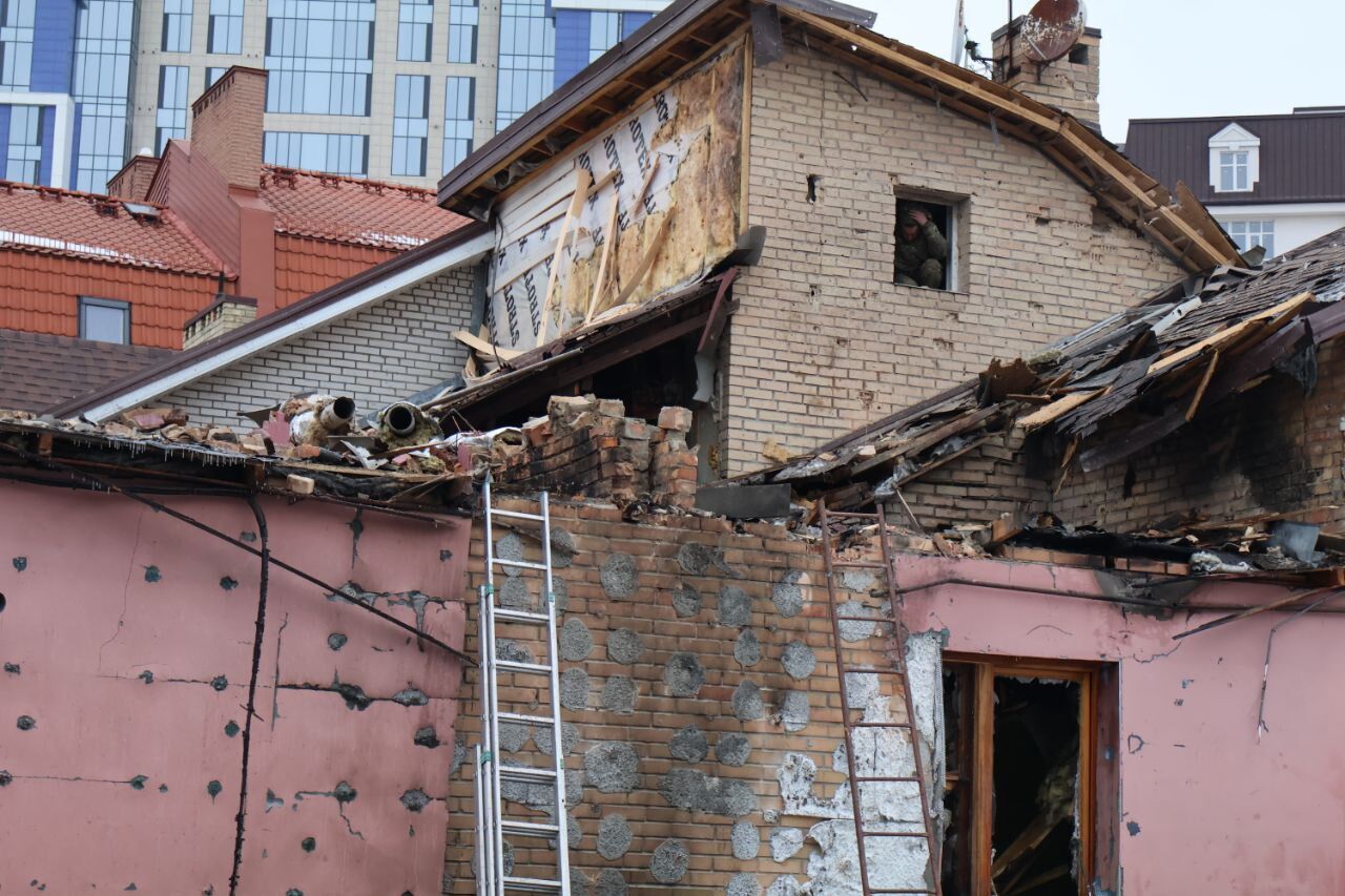 Россия атаковала Киев дронами и ракетами: произошли пожары. Фото и видео