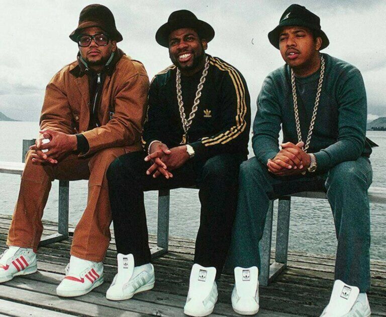 Кросівки, випущені в 1969 році, стали новим взуттєвим трендом. Фото