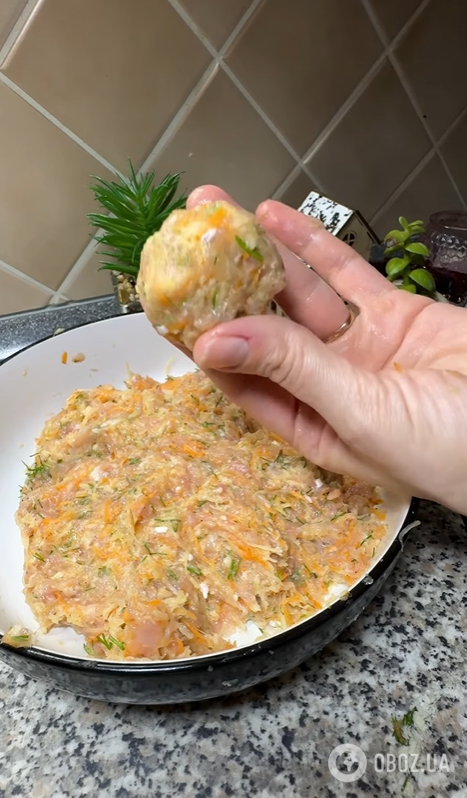 Сочные куриные котлеты на обед: делимся идеальным рецептом