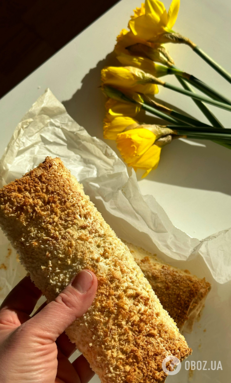 Хрустящий рулет из лаваша: внутрь добавьте сочную грибную начинку