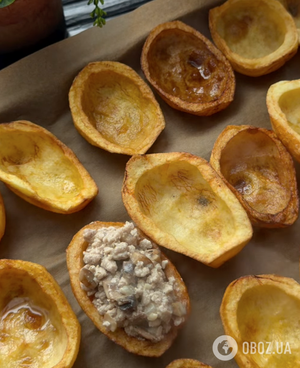 Як оригінально запекти картоплю зі смачною начинкою: найпростіший рецепт ситної страви