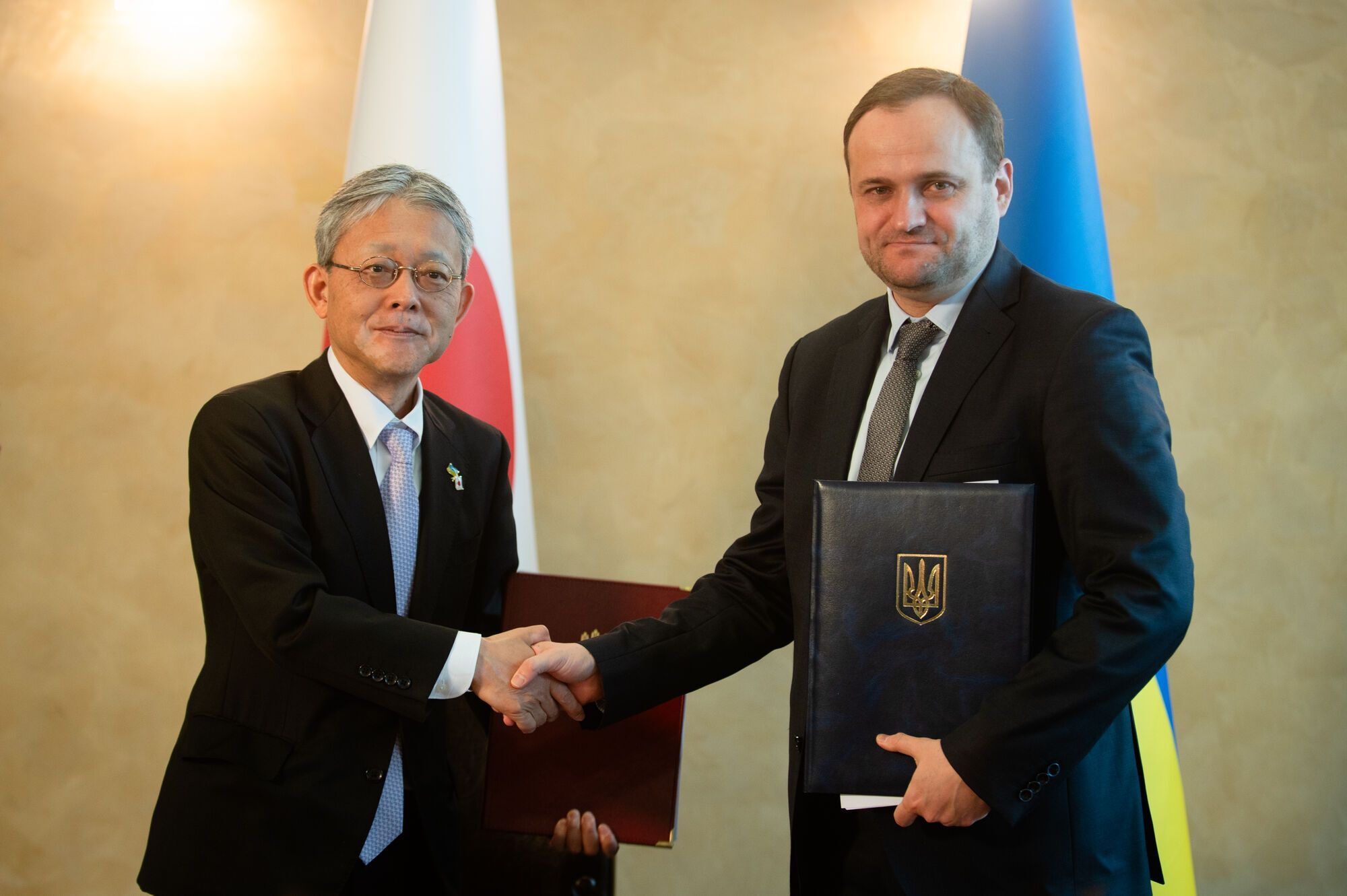 Відновлення інфраструктури і не тільки: Україна отримає $41 млн від Японії