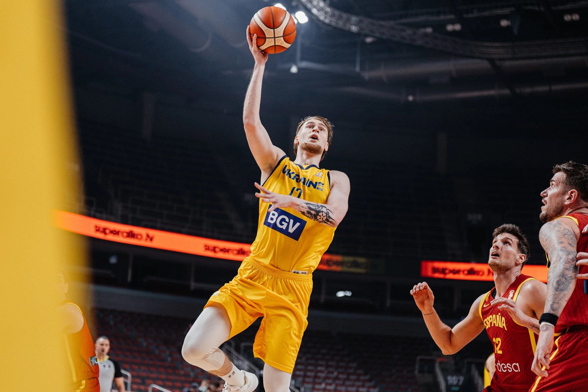 Украина выиграла у Испании первую половину, но не удержала победу в отборе на ЧМ-2027 по баскетболу