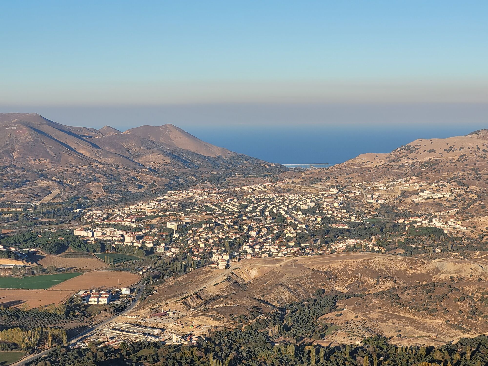Перлини Середземноморʼя: 5 островів, які має відвідати кожен