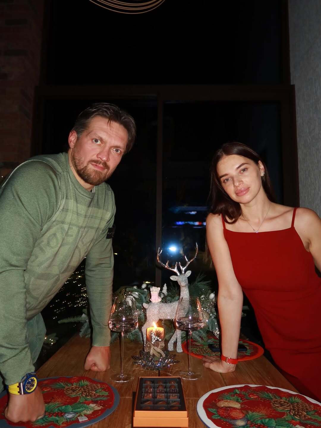 "Опомнитесь, люди!" Жена Усика эмоционально обратилась к украинцам и заявила, что Бубка помогает ВСУ