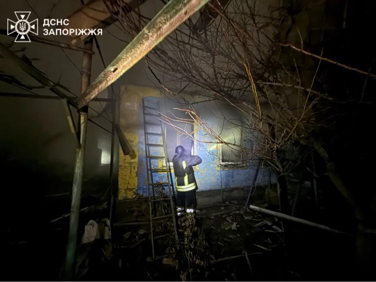 Враг коварно ударил по Вольнянску на Запорожье: среди пострадавших – 17-летний парень. Фото и видео