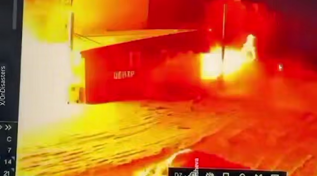 У Казахстані стався вибух у кафе: сім людей загинули, десятки постраждали. Відео моменту НП