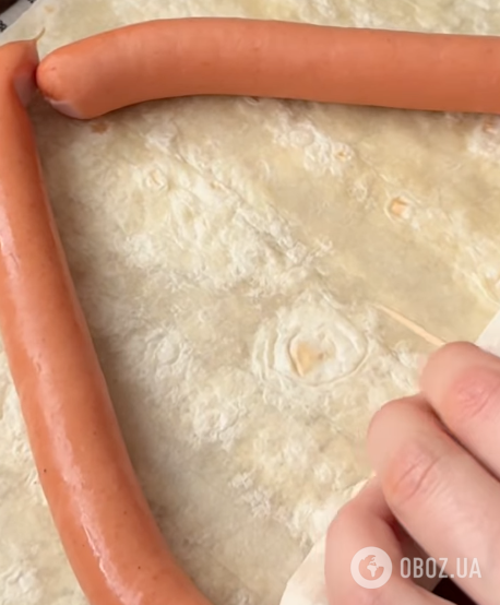 Хачапури-пицца из лаваша, с сыром и желтком за 5 минут: самый простой рецепт сытного блюда