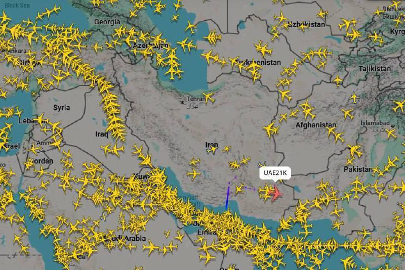 Іран повністю закриває свій повітряний простір на тлі атак Ізраїлю: що відомо про ситуацію. Фото і відео