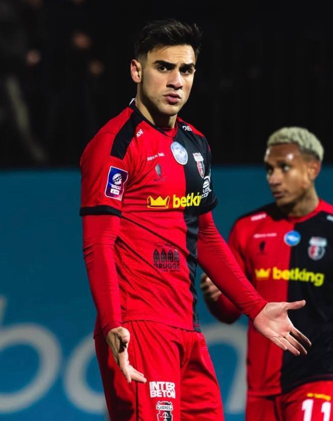 Футболіст "Вереса" втік із клубу на зборах у Туреччині й обірвав зв'язок