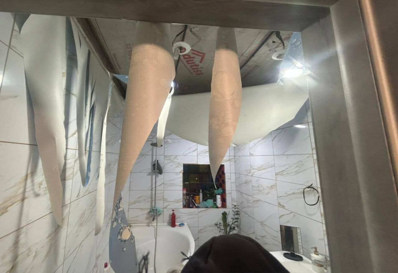 Россия массированно атаковала Днепропетровскую область дронами и ракетами: произошли пожары, есть разрушения. Фото