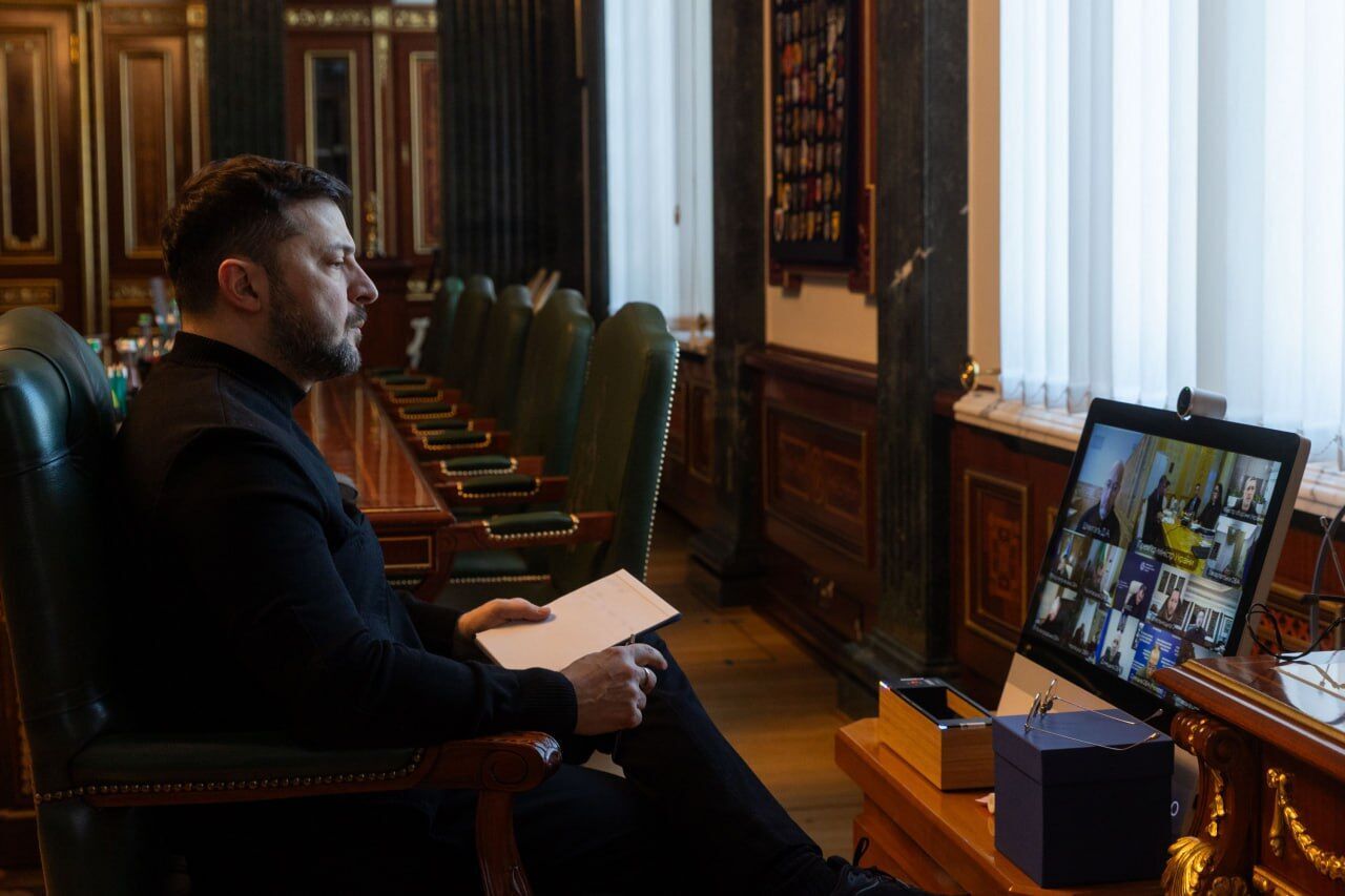 Россия воспользовалась паузой, чтобы накопить ракеты: Зеленский рассказал, в каких областях Украины сложная ситуация с отоплением после вражеской атаки