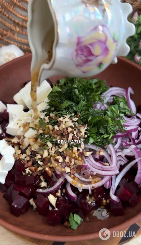 Легкий салат з буряка з фетою: чим заправити