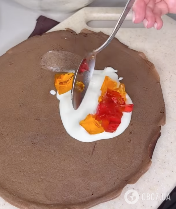 Проще любого торта: вкусные блины "Битое стекло" для праздничного стола