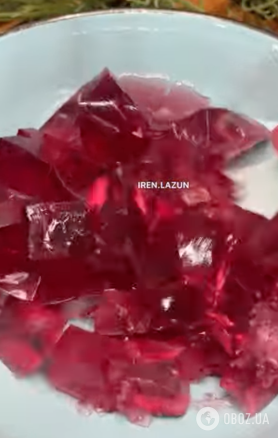 Самый вкусный десерт без выпечки "Битое стекло": понадобится всего три ингредиента