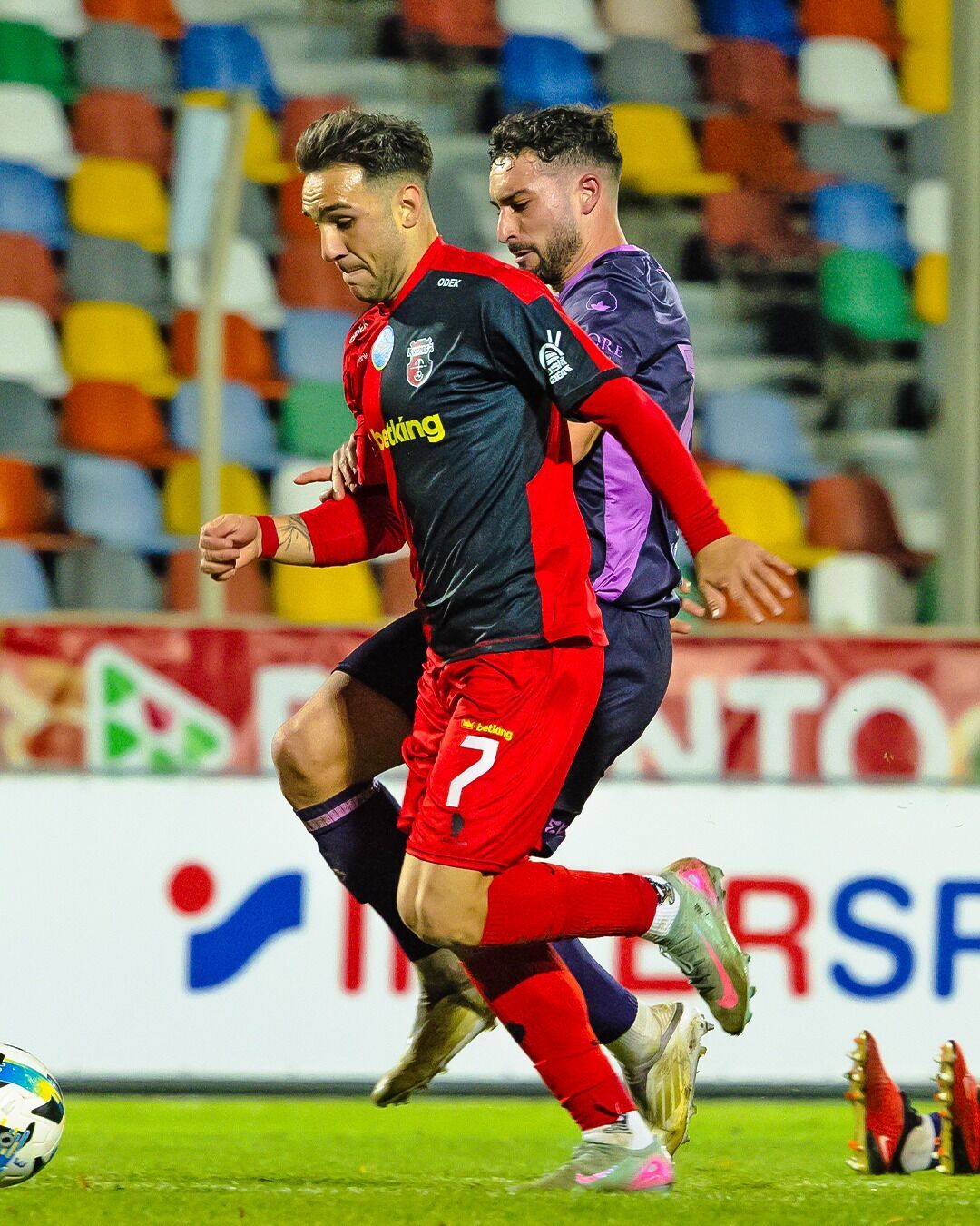 Футболіст "Вереса" втік із клубу на зборах у Туреччині й обірвав зв'язок