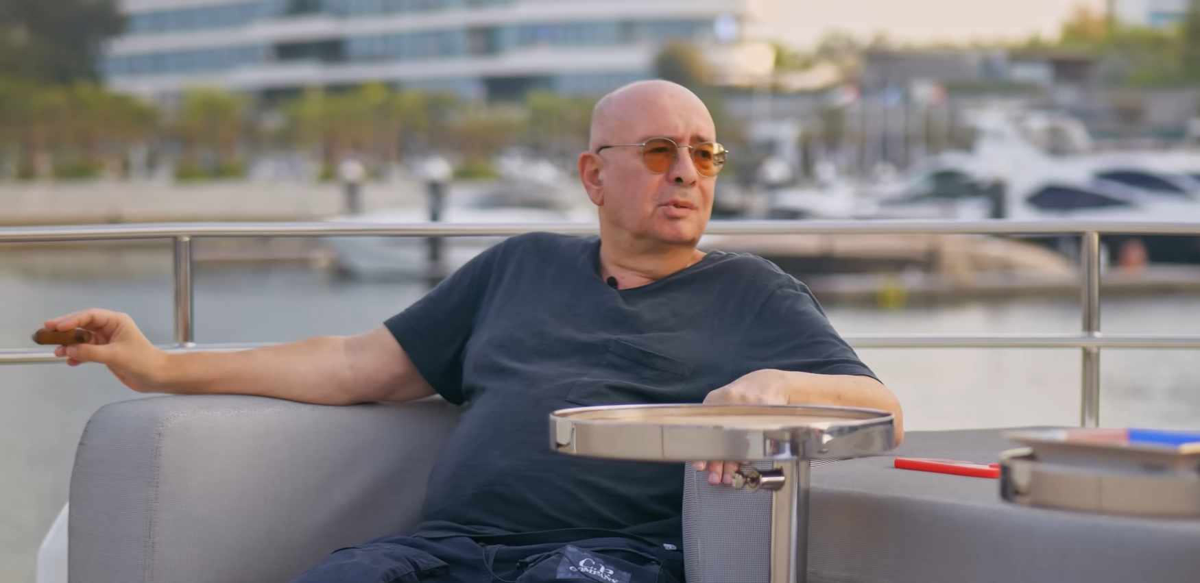 "Подкладывал" своих жен под олигархов и искал "жертв" среди украинок: куда исчез сводник Петр Листерман и почему его сравнивают с Эпштейном